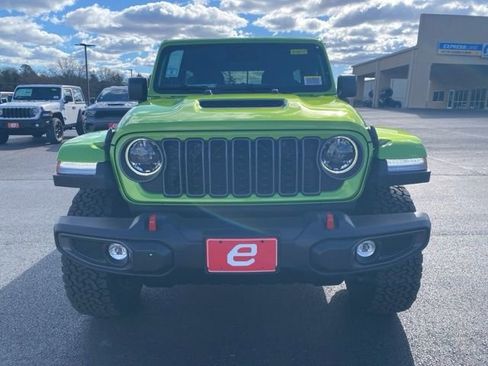 New 2026 Jeep Wrangler Unlimited Rubicon image 2