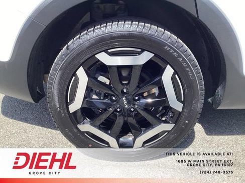 Used 2023 Kia Telluride S w/ S Sunroof Package AWD/4WD image 9