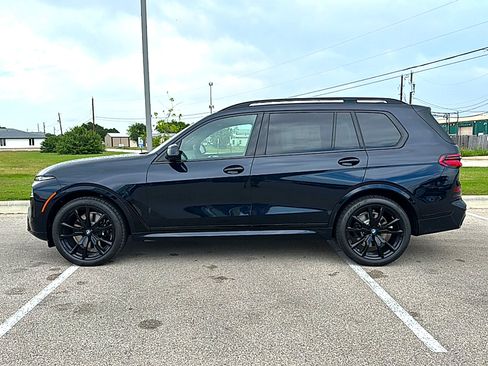 New 2027 BMW X7 xDrive40i w/ M Sport Package AWD/4WD image 5