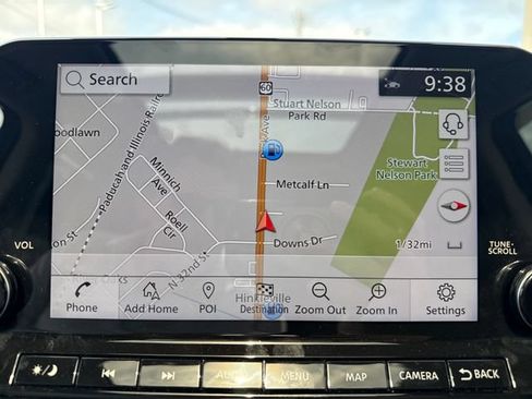 Used 2025 Nissan Pathfinder Platinum AWD/4WD image 18