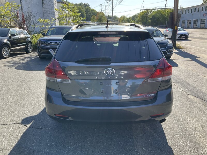 Used 2013 Toyota Venza LE AWD/4WD image 6
