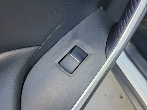 Used 2024 Toyota RAV4 XLE image 16