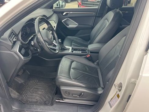 Used 2023 Audi Q3 2.0T Premium AWD/4WD image 5
