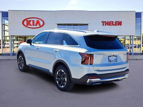 New 2026 Kia Sorento S FWD image 3
