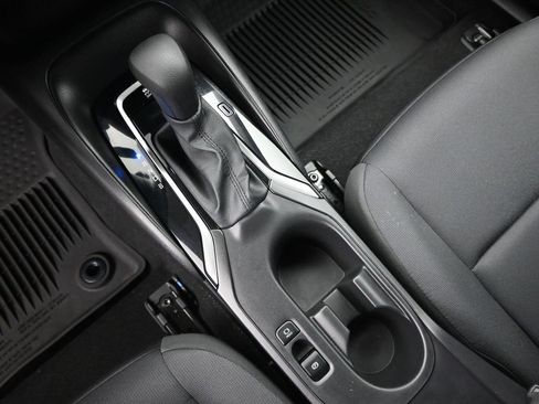 Used 2024 Toyota Corolla LE image 19