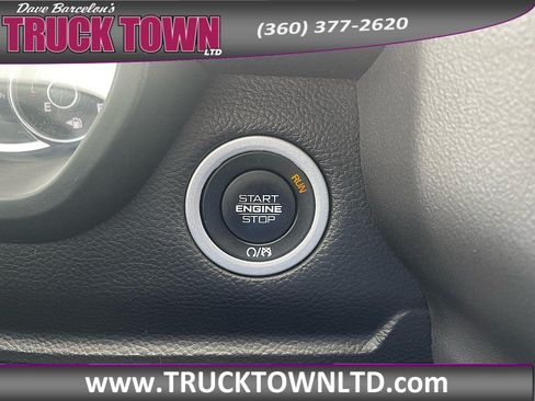 Used 2022 RAM 1500 Big Horn AWD/4WD image 22