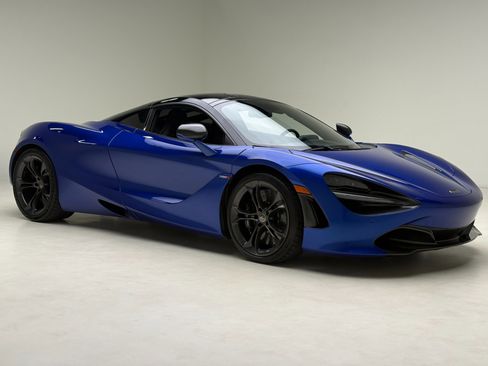 Used 2018 McLaren 720S Performance RWD image 16