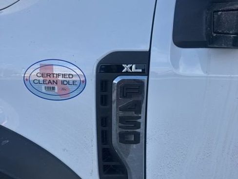 Used 2026 Ford F450 XL w/ XL Chrome Package image 5