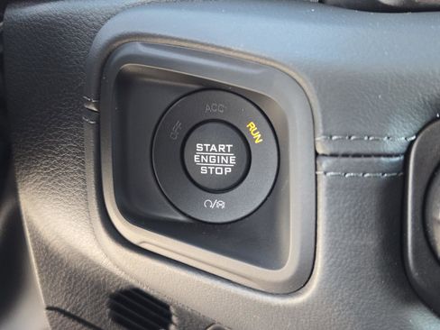 Used 2026 Jeep Wrangler Unlimited Rubicon image 13