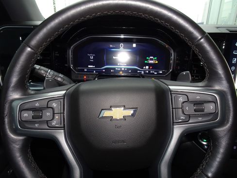Used 2023 Chevrolet Silverado 1500 LTZ w/ Technology Package image 19