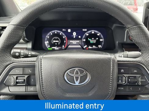 Used 2024 Toyota Tacoma TRD Sport image 13