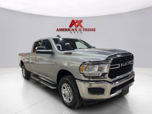 Used 2022 RAM 2500 Big Horn AWD/4WD image 9
