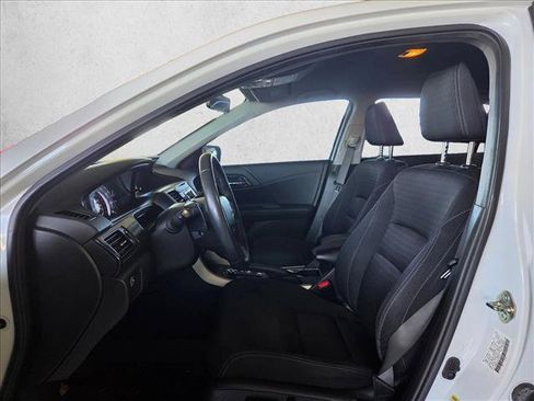 Used 2015 Honda Accord Sport image 10