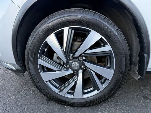 Used 2015 Nissan Murano Platinum w/ Cargo Package w/Cover image 9