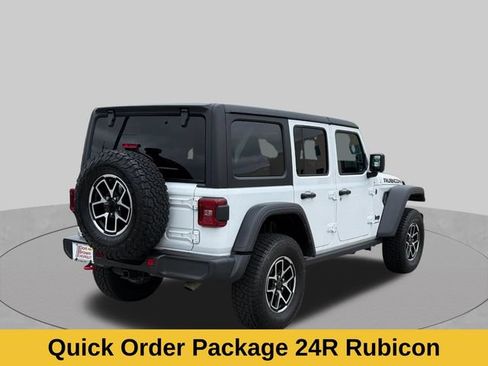 Used 2024 Jeep Wrangler Unlimited Rubicon AWD/4WD image 3
