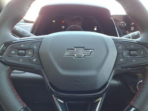 New 2026 Chevrolet Trax RS w/ Sunroof Package image 16