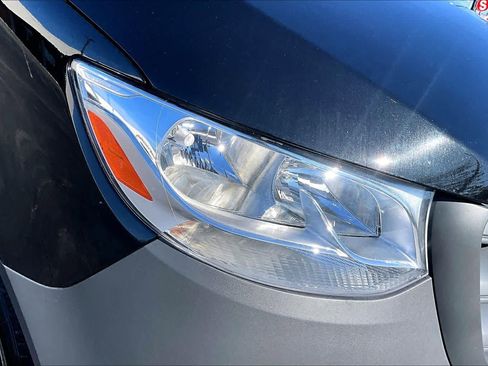 Used 2025 Mercedes-Benz Sprinter 2500 image 30