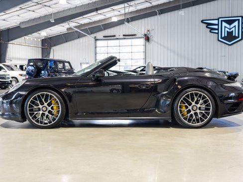 Used 2014 Porsche 911 Turbo S AWD/4WD image 3