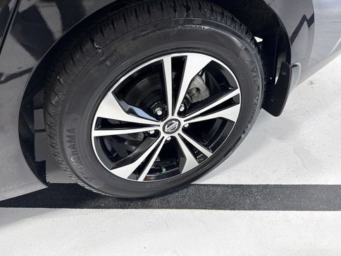 Used 2020 Nissan Sentra SV FWD image 11