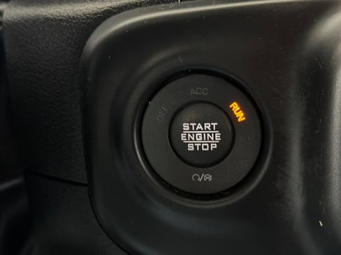 Used 2023 Jeep Wrangler Unlimited Sahara w/ Cold Weather Group AWD/4WD image 26