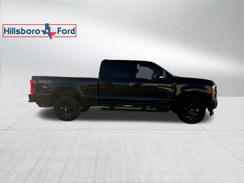 New 2026 Ford F250 Lariat w/ Black Appearance Package image 6