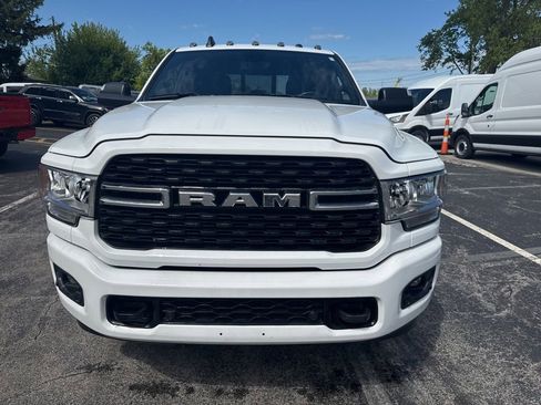 Used 2022 RAM 2500 Big Horn w/ Level C Equiment Group AWD/4WD image 8