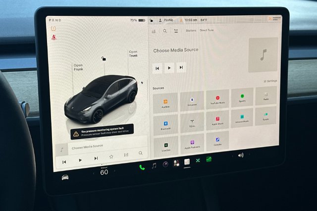 Used 2022 Tesla Model Y Performance AWD/4WD image 21