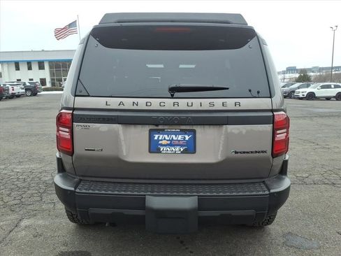 Used 2025 Toyota Land Cruiser 1958 image 4