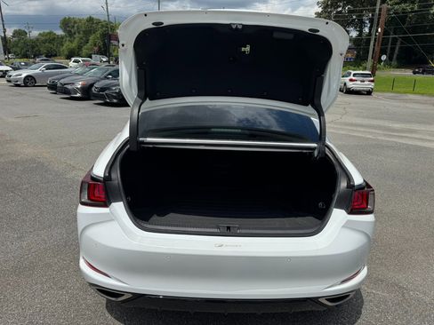 Used 2022 Lexus ES 350 F Sport w/ Accessory Package 2 image 39