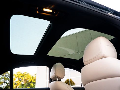 Used 2021 Mercedes-Benz E 350 Sedan image 35