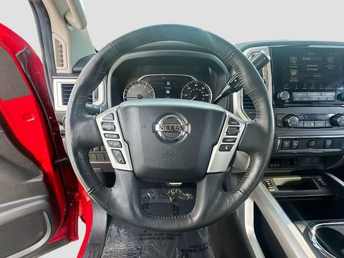 Used 2020 Nissan Titan SV w/ SV Convenience Package image 11