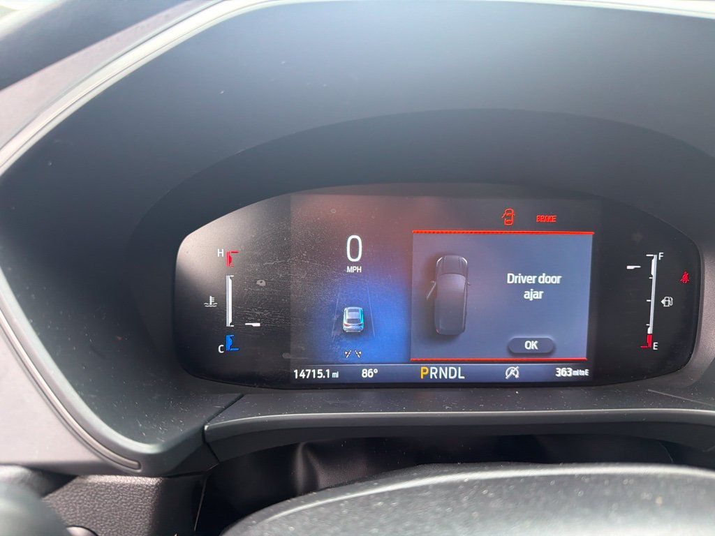Used 2025 Ford Escape Active FWD image 2
