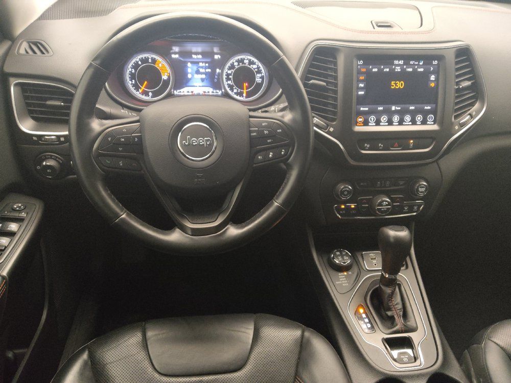 Used 2019 Jeep Cherokee Trailhawk AWD/4WD image 22