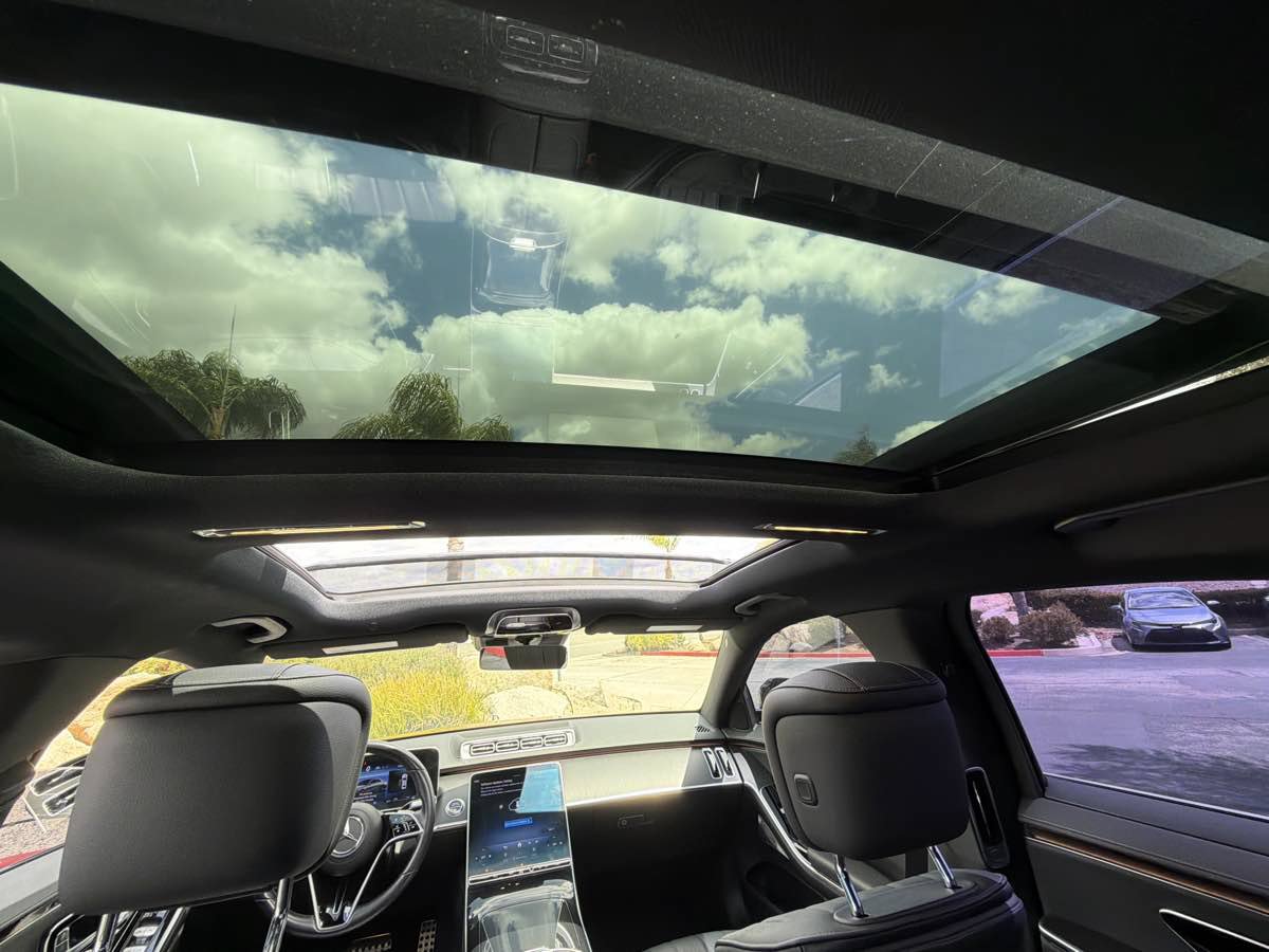Used 2023 Mercedes-Benz S 500 4MATIC w/ AMG Line image 21