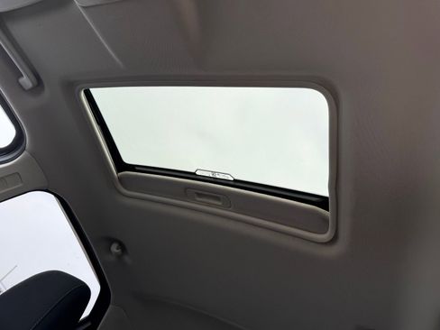 Used 2021 Ford EcoSport SE image 34