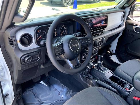 Certified 2024 Jeep Wrangler Unlimited Sport AWD/4WD image 17