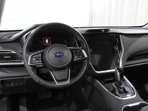 Used 2023 Subaru Outback Limited image 6