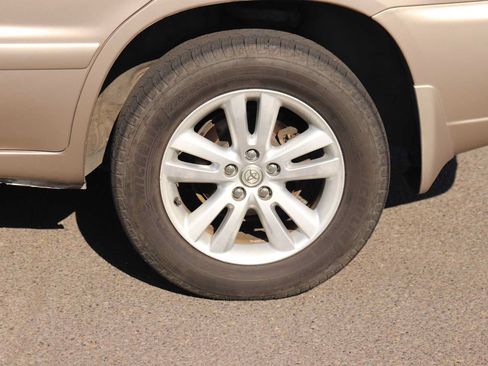 Used 2006 Toyota Highlander Limited AWD/4WD image 9