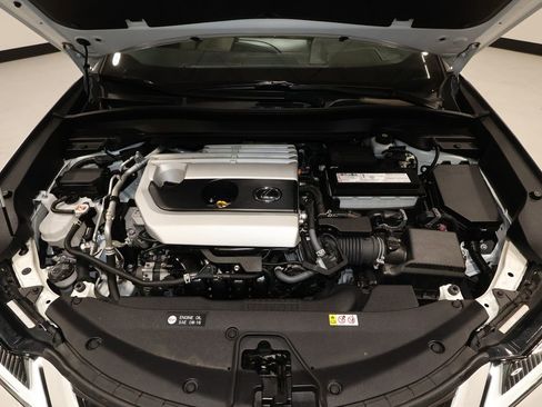 Used 2022 Lexus UX 200 w/ Premium Package image 30