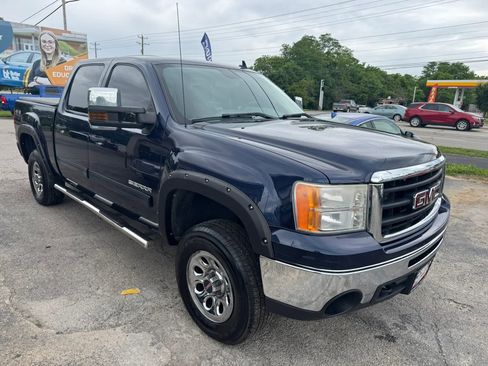 Used 2011 GMC Sierra 1500 SL AWD/4WD image 8
