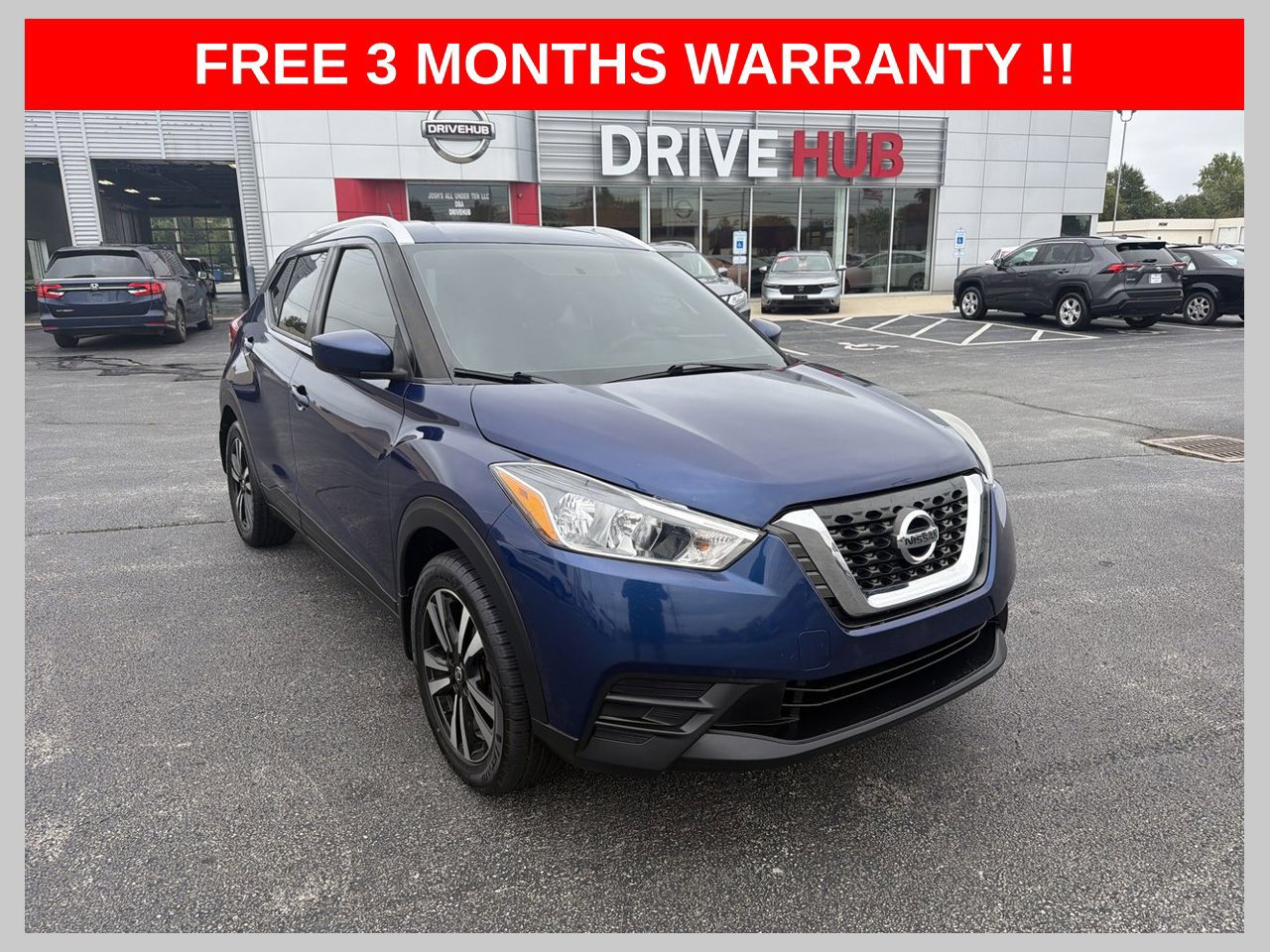 Used 2018 Nissan Kicks SV FWD image 1
