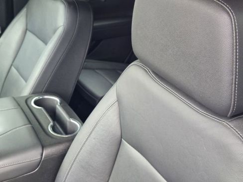 Used 2021 Chevrolet Tahoe Z71 w/ Rear Media and Nav Package image 16