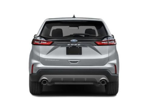 Used 2023 Ford Edge Titanium AWD/4WD image 9
