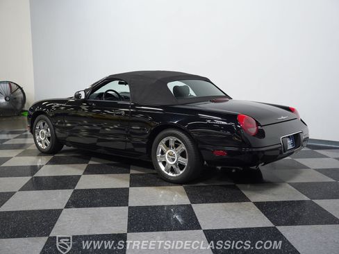 Used 2005 Ford Thunderbird RWD image 10