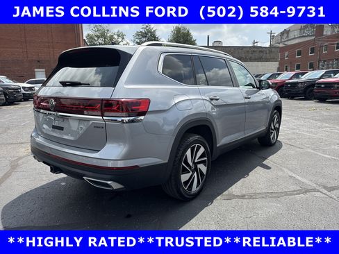 Used 2024 Volkswagen Atlas SEL AWD/4WD image 7