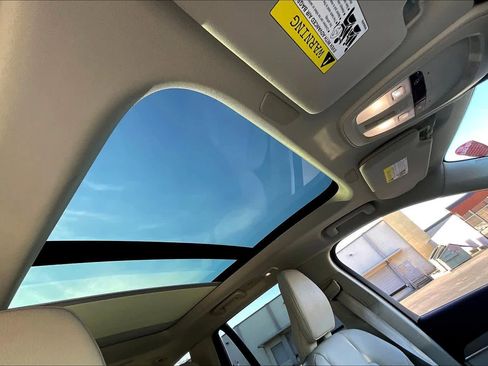 Used 2024 Volvo XC90 T8 Plus image 25