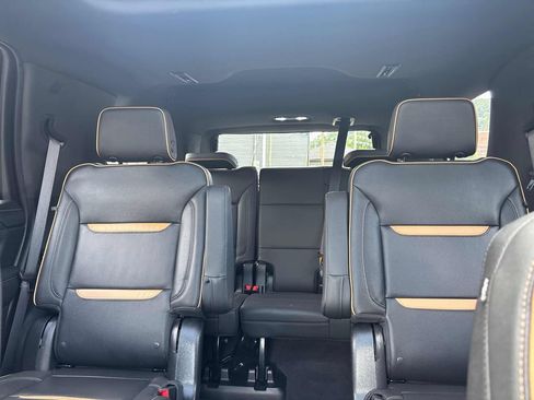 Used 2022 GMC Yukon AT4 AWD/4WD image 21