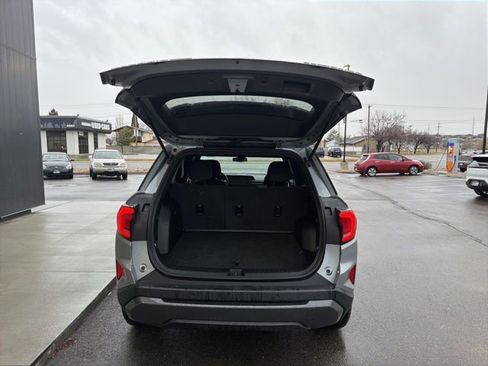 Used 2025 GMC Terrain Elevation image 8