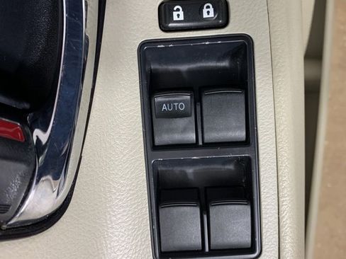 Used 2009 Toyota Camry Hybrid FWD image 17