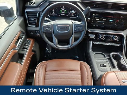 Used 2025 GMC Sierra 2500 Denali Ultimate image 16